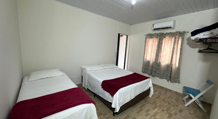 Image of Triple Room with Private Bathroom 10
