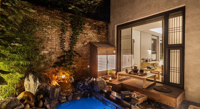 北京 Beijing Nanshan Yanyu Song Hot Spring Holiday Homestay 4星级 酒店 大堂