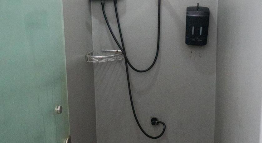 Image of 1 Person in 8-Bed Dormitory - Mixed 17