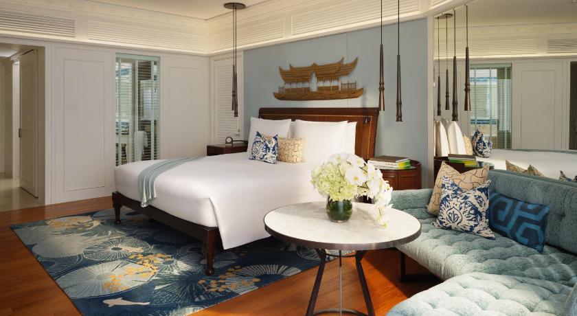 Image of Deluxe Premier room King 4