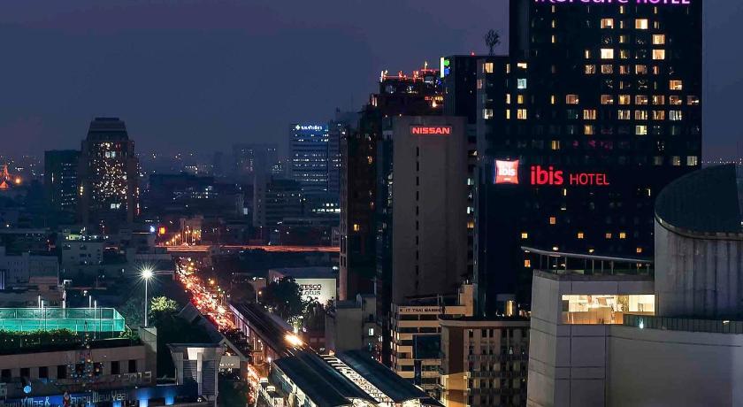 Bangkok Mercure Bangkok Siam 4-Star Hotel suite