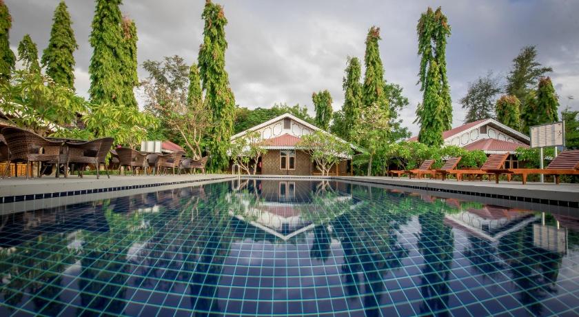 Ruby True Hotel - image 2