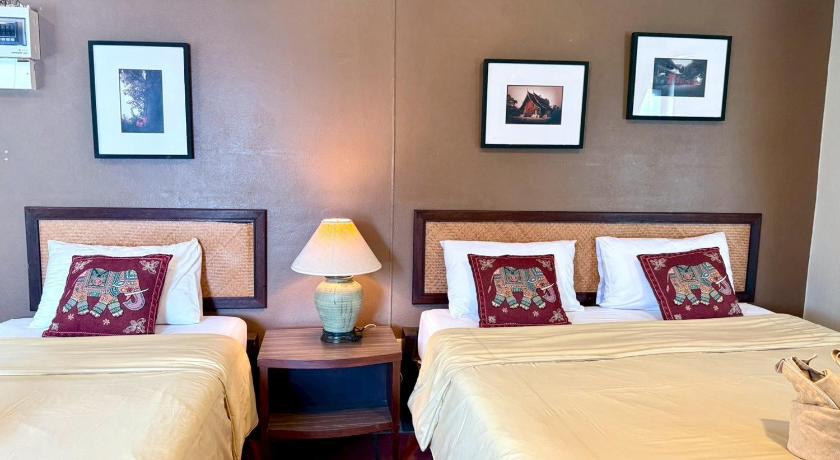 Image of Triple Room 6
