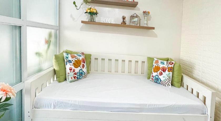 Image of Apartment with Balcony 9