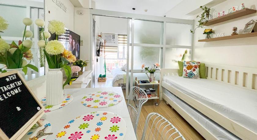 Image of Apartment with Balcony 2
