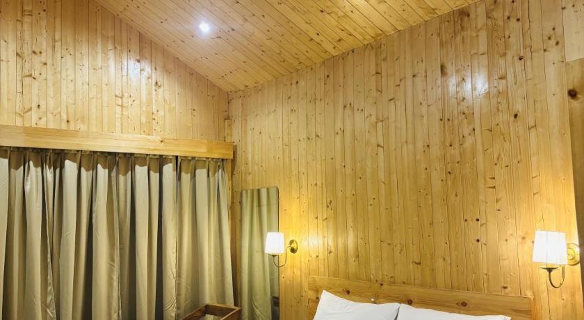 Bundela Woods Cottage and Restaurant - image 15