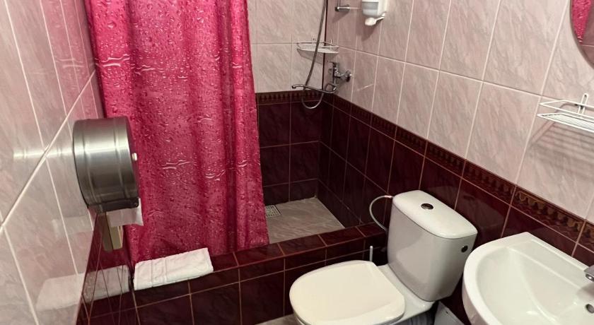 Image of Double Room Private Bathroom 16