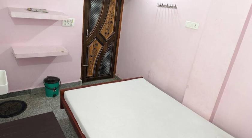 Sri Hotel Ganga - image 14