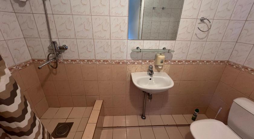 Image of Single - Private Bathroom 12