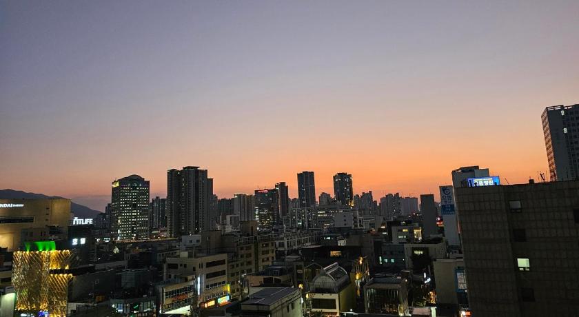 대구 Daegu Business Star BnB 4성급 게스트하우스 레스토랑