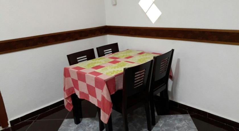 Image of Three-Bedroom House 13