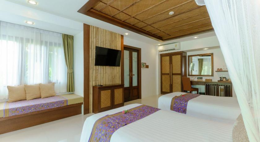 Image of Tropical Family Suite Room 12