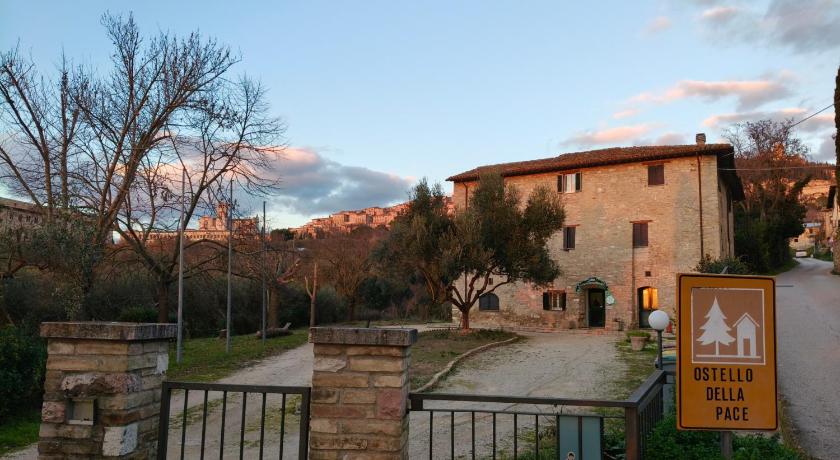 Assisi Hi Ostello Della Pace Assisi Hotel pool