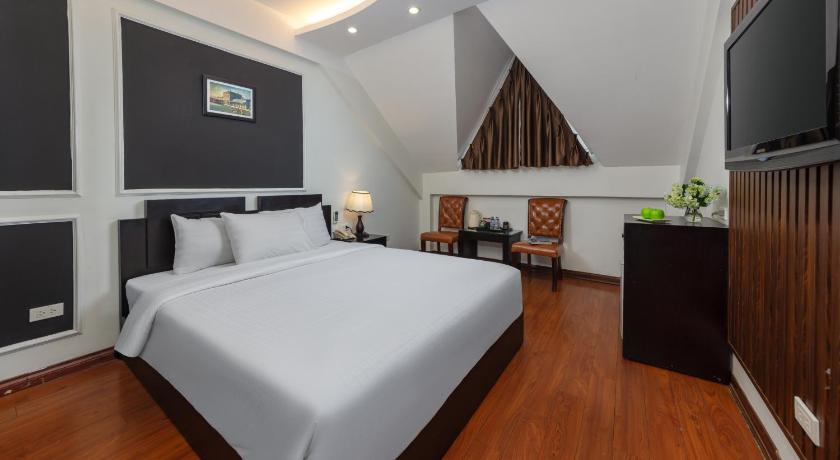 Image of Executive Suite 6