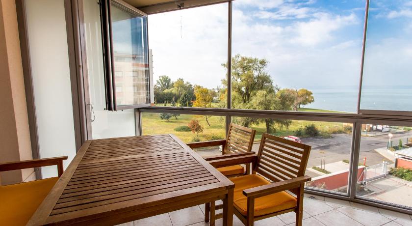 Luxury Apartment Hotel Siófok - image 14