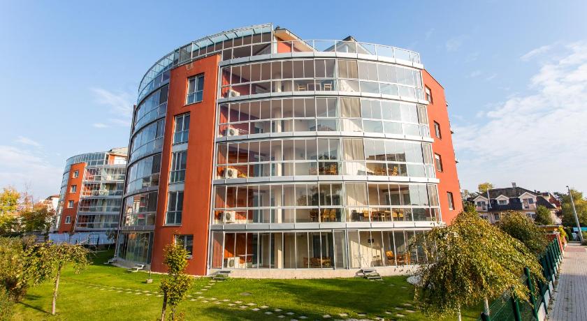 Luxury Apartment Hotel Siófok - image 4