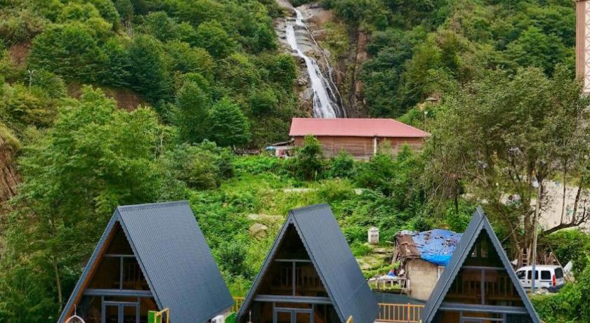 AGARaN SUIT BUNGALOV