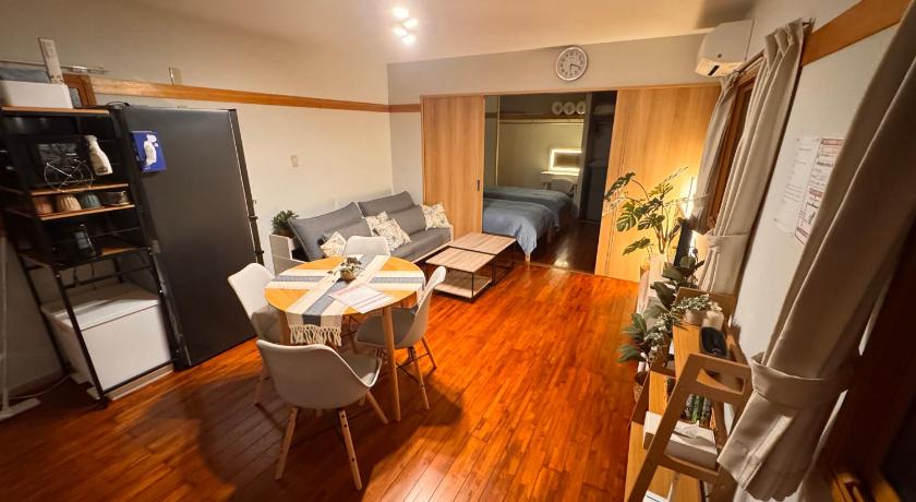 沖縄本島 HAMARs ITOMAN HOUSE 3つ星 宿泊施設 ロビー