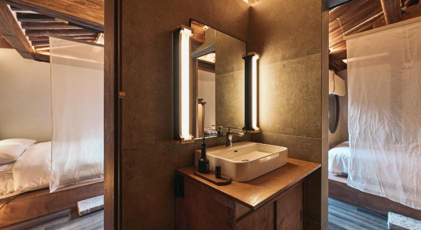THE CHAE Premium Hanok Stay - image 12