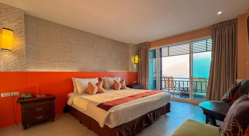 パタヤ Seaside Jomtien Beach 3つ星 ホテル プール