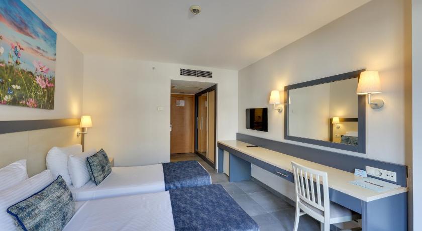 صورة غرفة مزدوجة مع إطلالة على الحديقة (Double Room with Garden View) 3