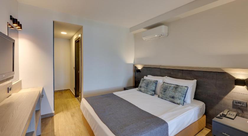 صورة غرفة مزدوجة مع إطلالة على الحديقة (Double Room with Garden View) 1
