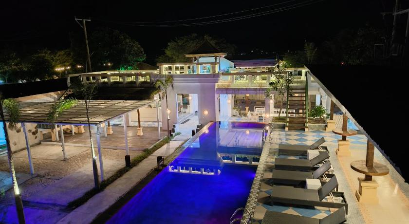 Image of Deluxe Double Room with Balcony and Sea View 4