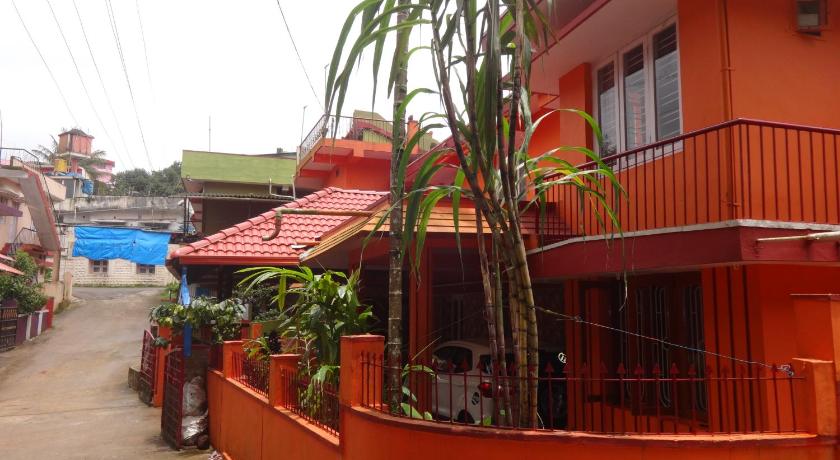 Four Seasons Home Stay (1BDH) photo