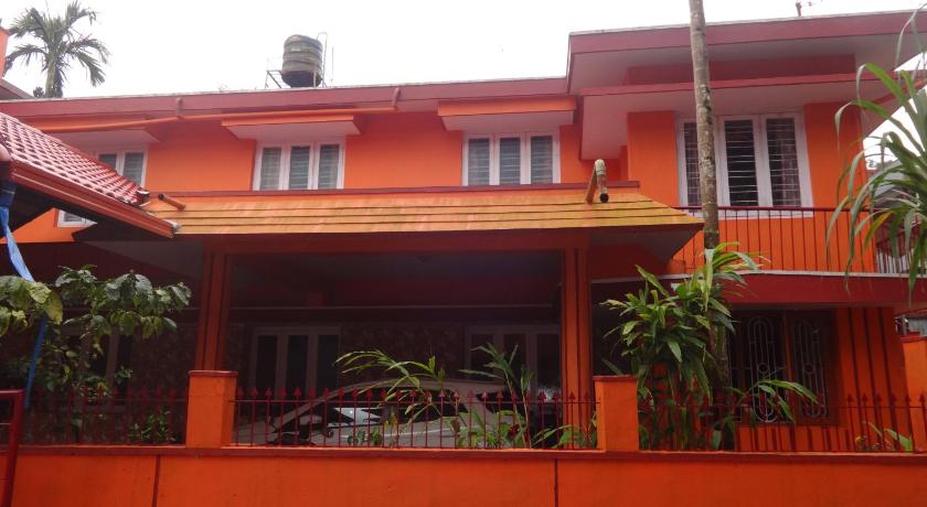 Four Seasons Home Stay (1BDH) photo