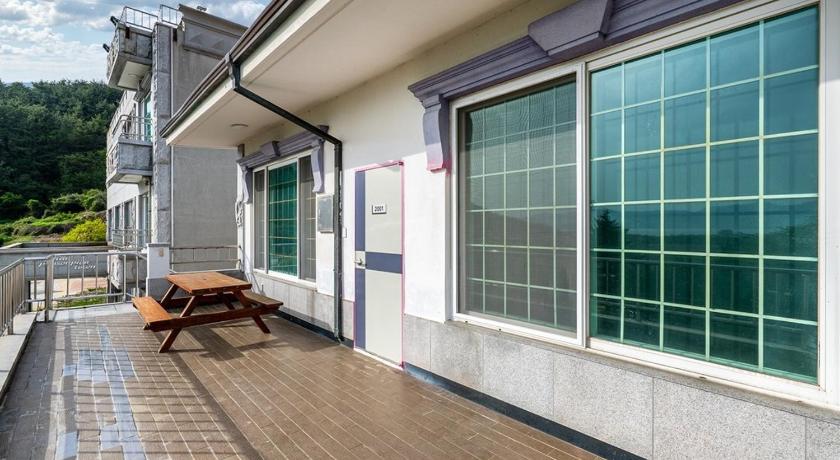 Image of Family Room with Sea View 5