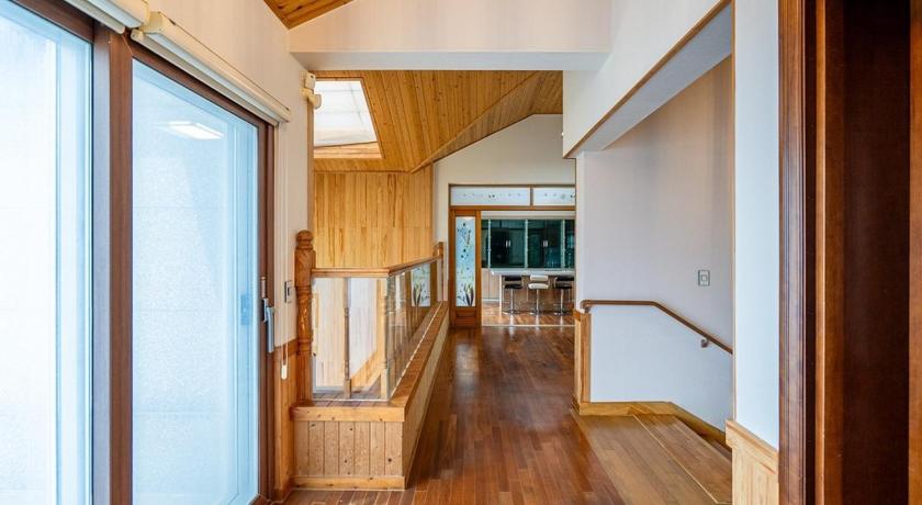 Image of Family Room with Sea View 11