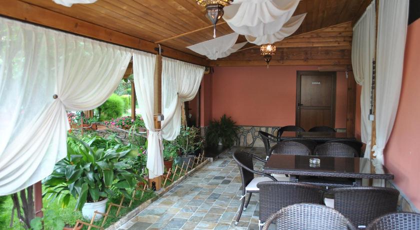 Family hotel Gradina photo