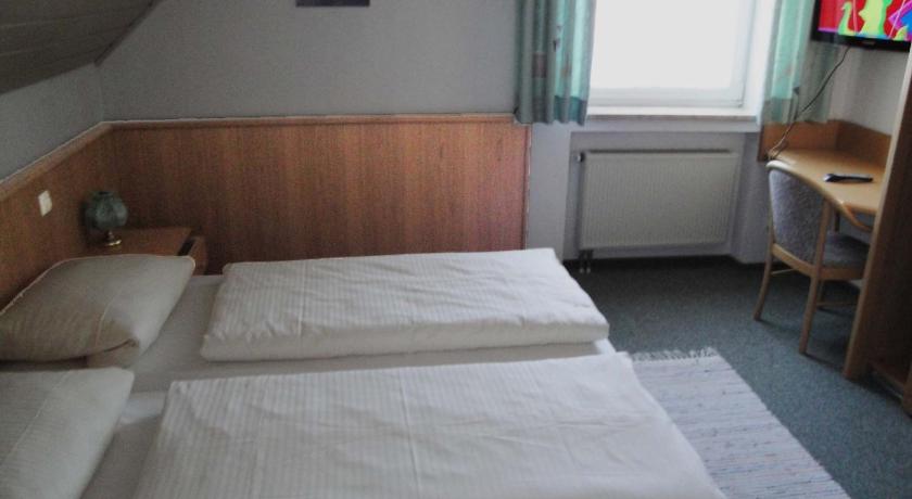 Waldstetten Gasthof zum Ochsen 3-Star Hotel restaurant