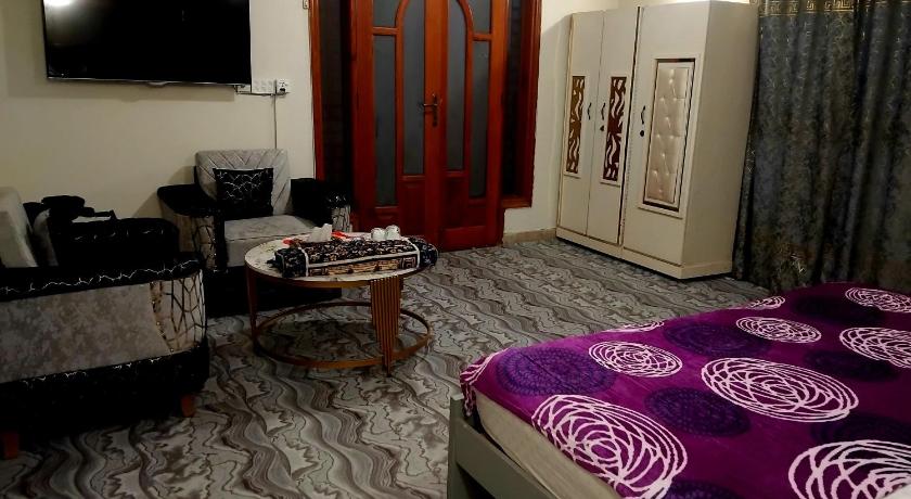 Hotel Royal Inn - image 14