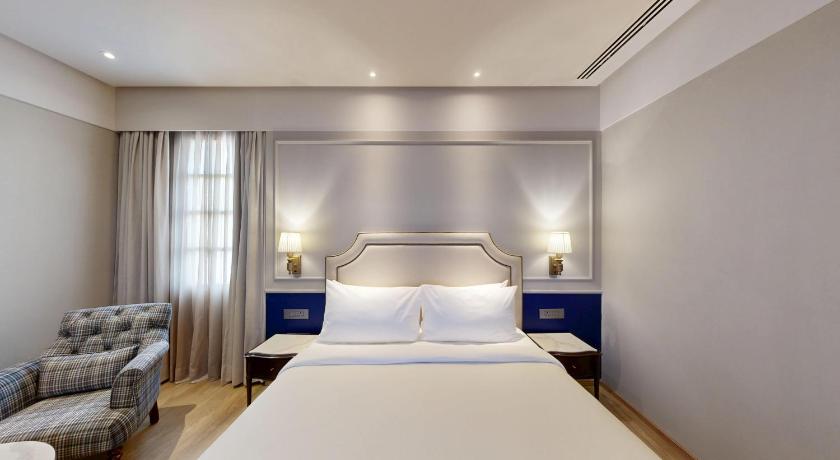 Image of Suite 1
