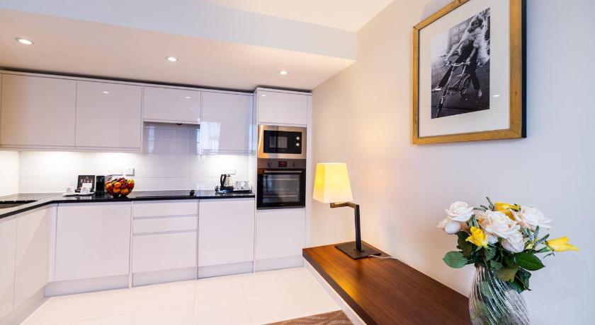 Image of One-Bedroom Suite with Kitchenette 1