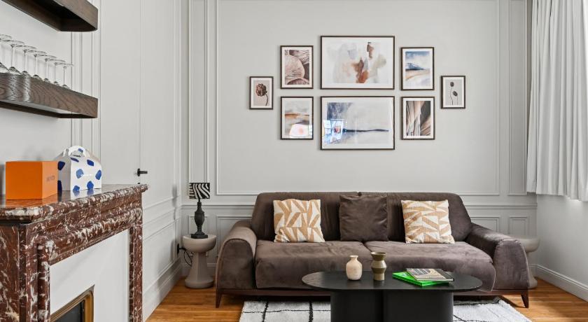 Elegant apartment -1BR/6P - Arc de Triomphe - image 3