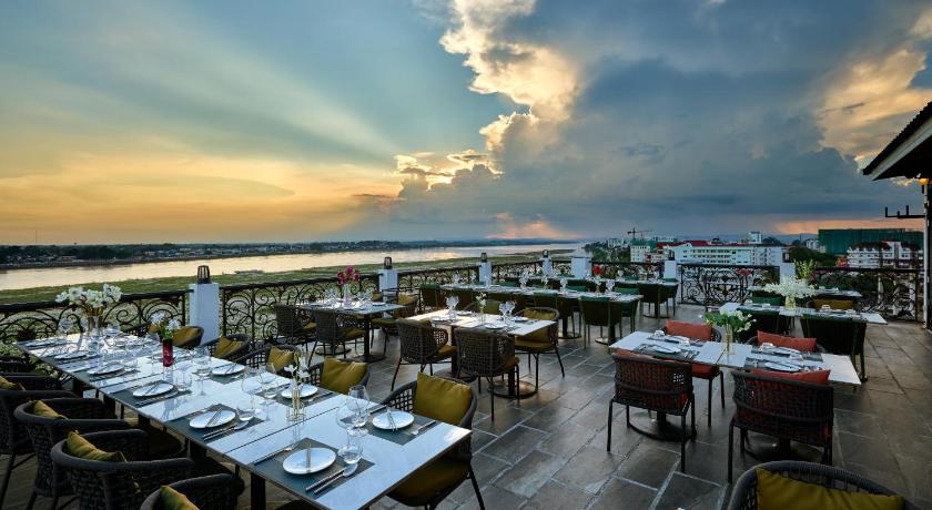 La Seine Boutique Hotel - image 12