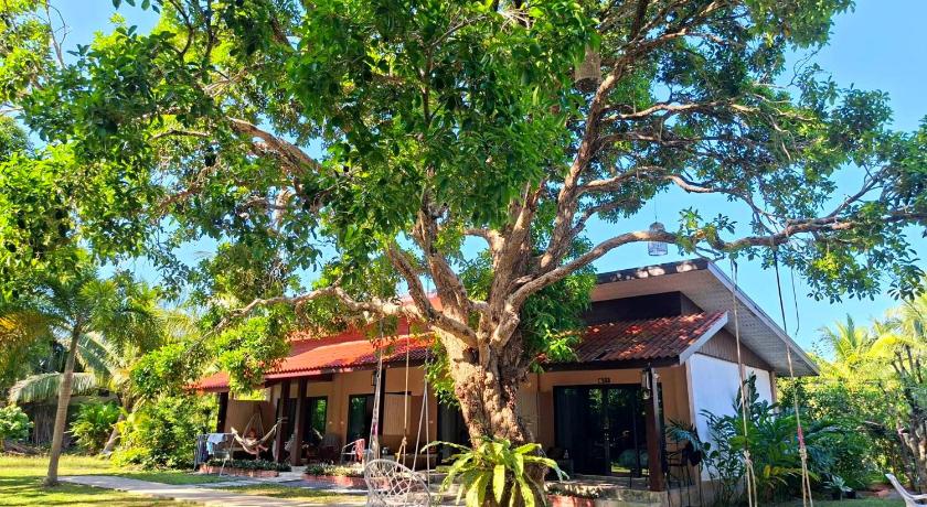 Baan Suan Rim Klong Resort - image 43