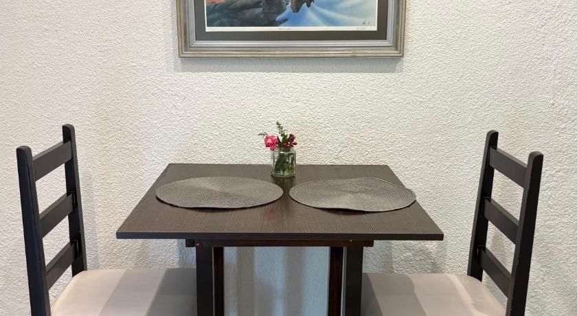 Image of One-Bedroom Apartment 7
