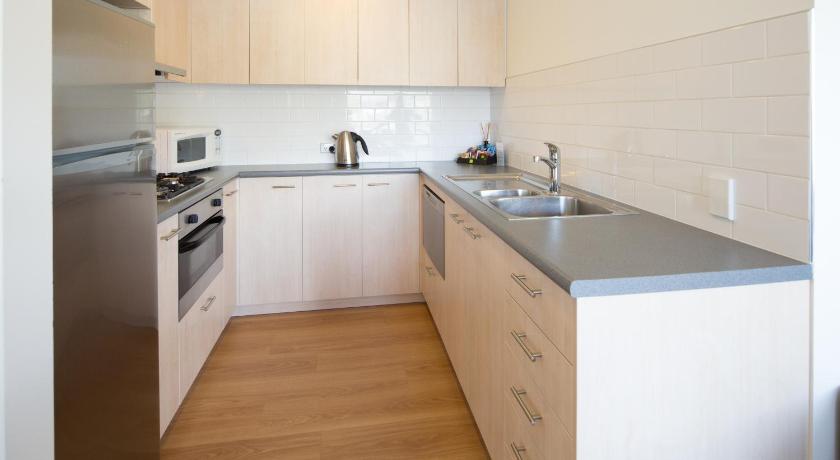 Image of Lakeview One-Bedroom Corner Suite 1