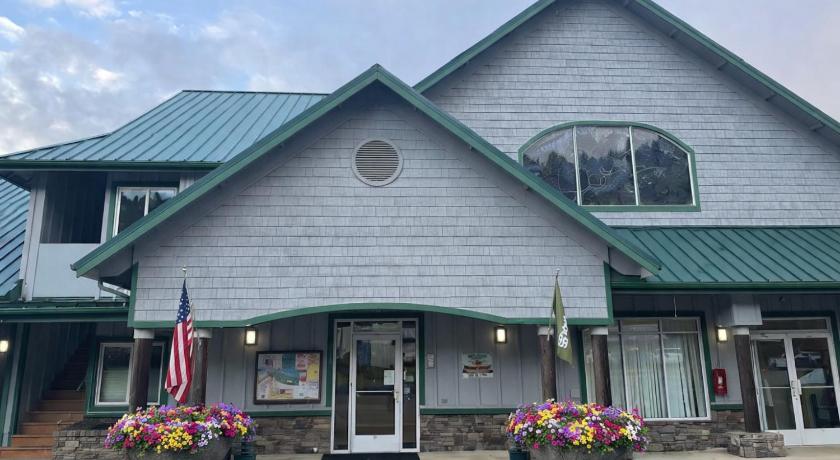 The Waterfront at Potlatch