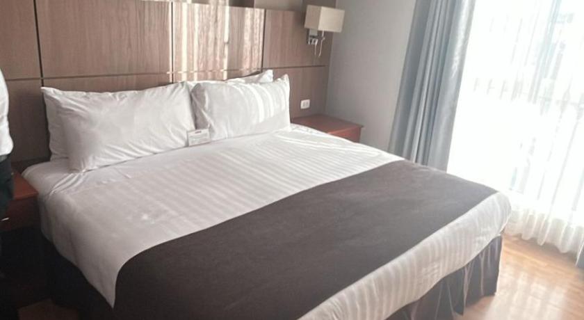 Image of Superior King Room 0