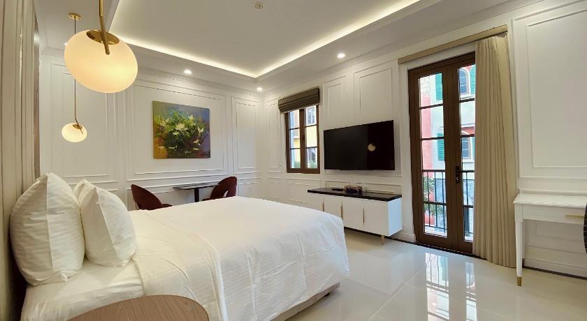 Phòng Có Giường Cỡ King Với Ban Công (King Room with Balcony)