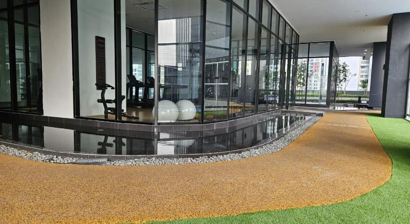 Wyndham Grand I-City - image 3
