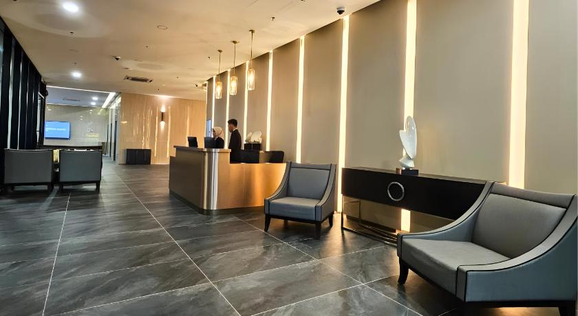 Wyndham Grand I-City - image 2