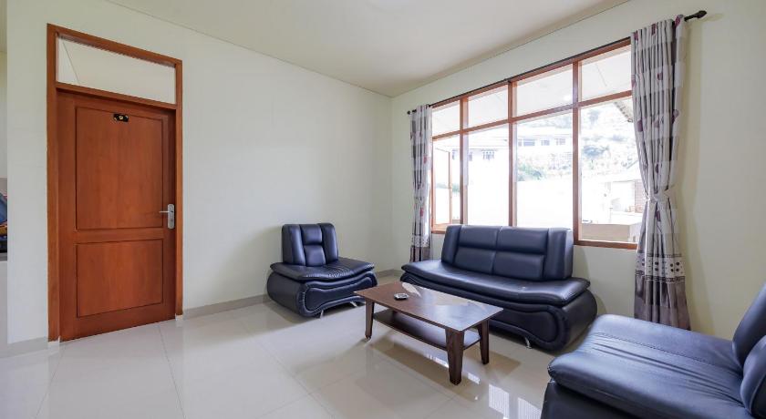 Urbanview Resort Villa Andy Tour Cisarua Puncak – Bogor, PA