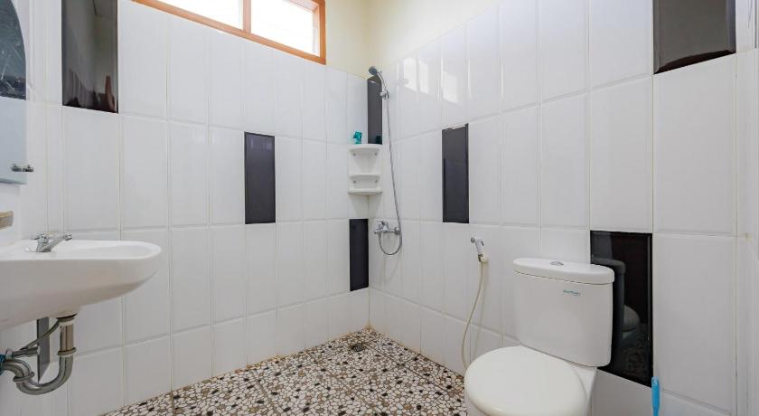 Urbanview Resort Villa Andy Tour Cisarua Puncak - image 17
