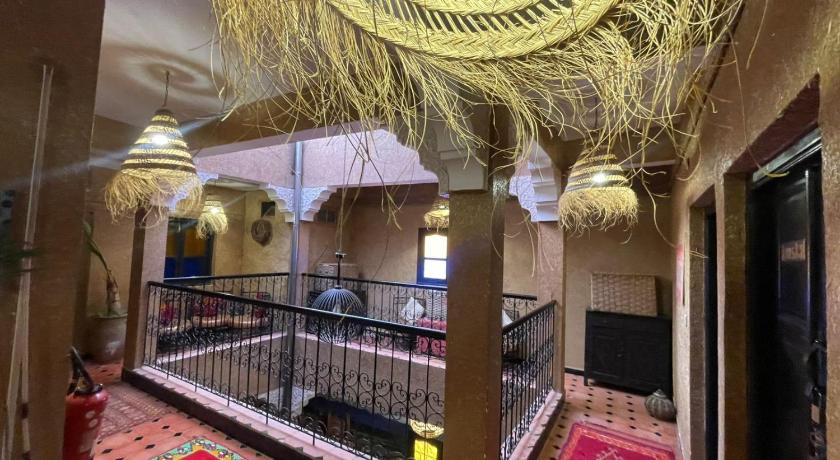 ティンギル Riad Sephora 4つ星 ゲストハウス 眺望