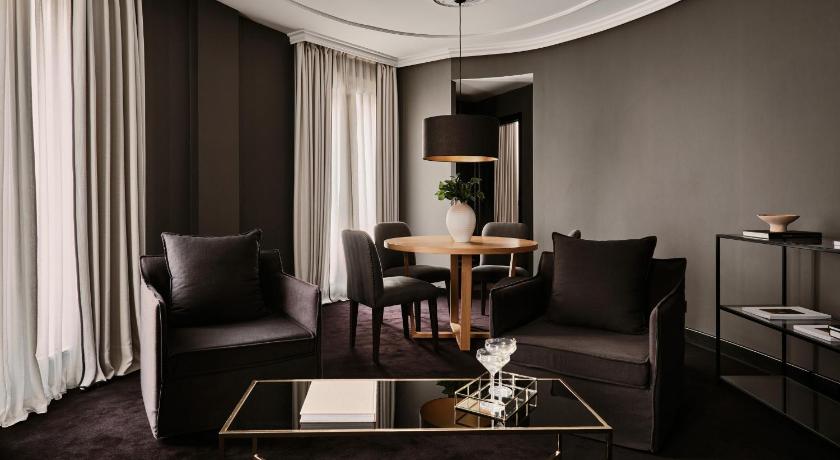Image of Luxury Quadruple Room 3
